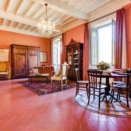 Nicoletta By Interhome